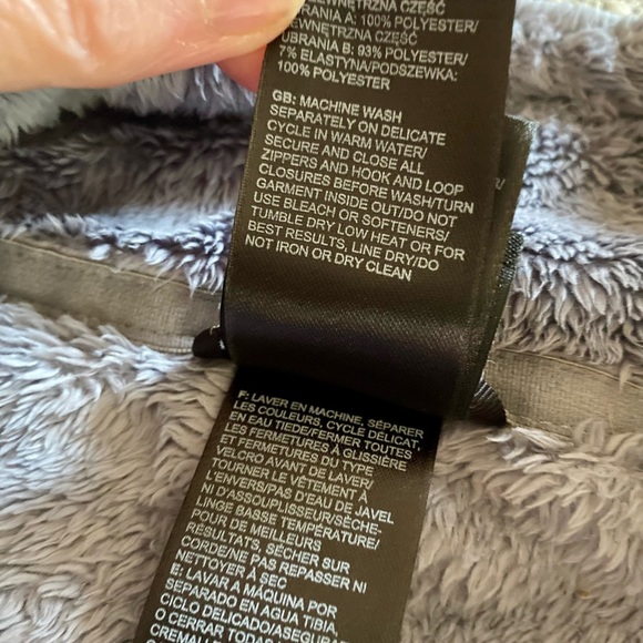 💥The North Face Osito Fleece Vest💥 - Picture 11 of 16